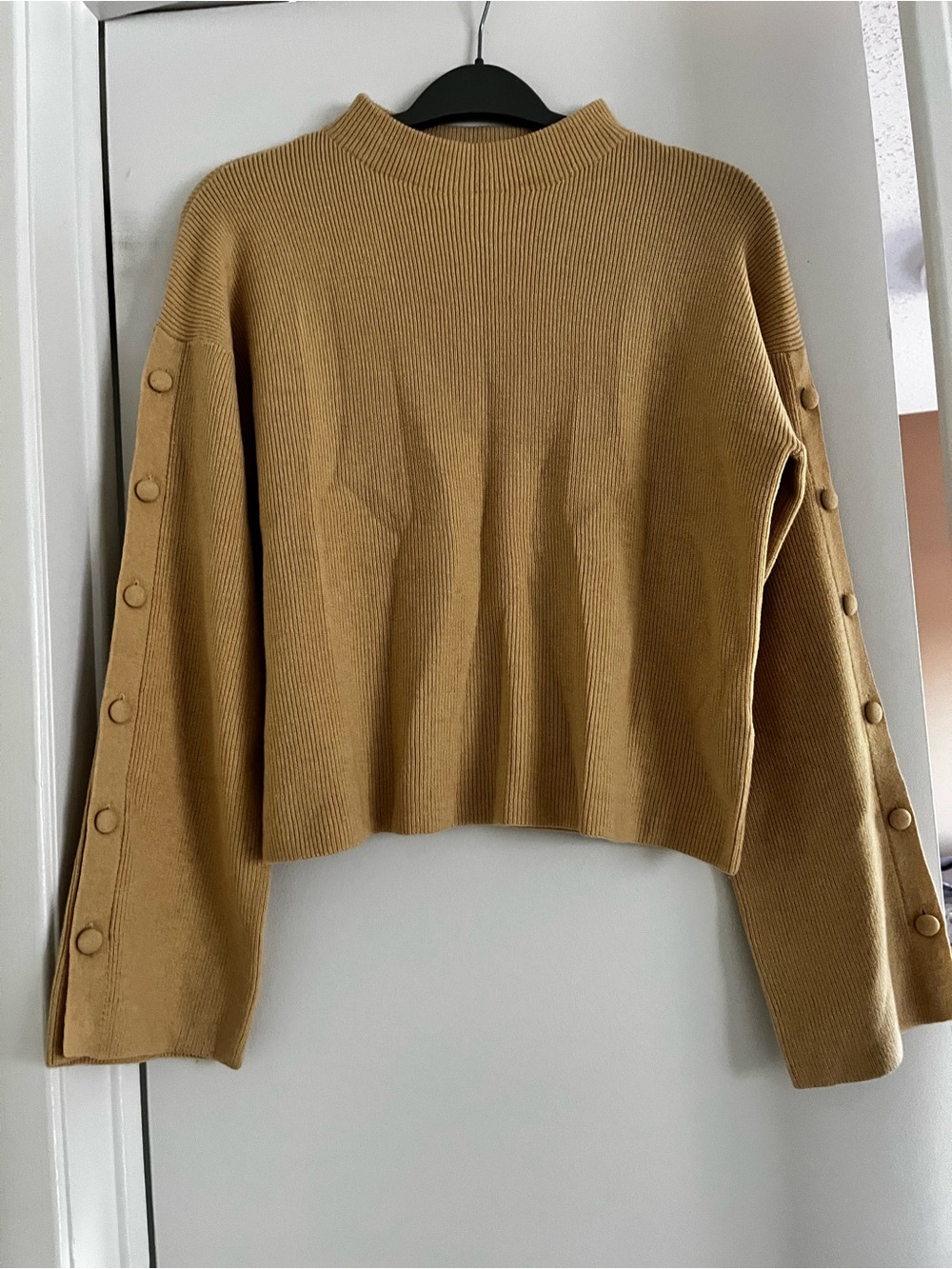 RW&CO. Camel Button-Sleeve Cropped Turtleneck Sweater